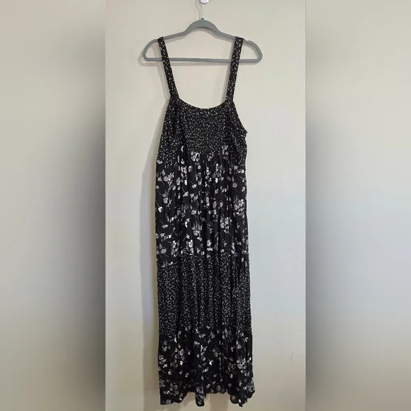 Terra and Sky Maxi Dress - Picture 3 of 8